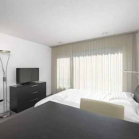 Aparthotel Paola 3*