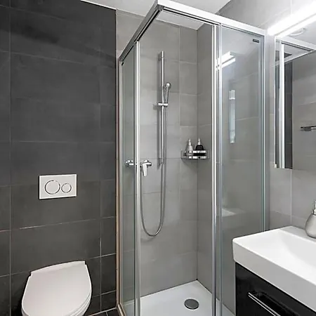 Paola Aparthotel